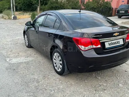 Chevrolet Cruze 2014 года за 4 300 000 тг. в Туркестан – фото 8