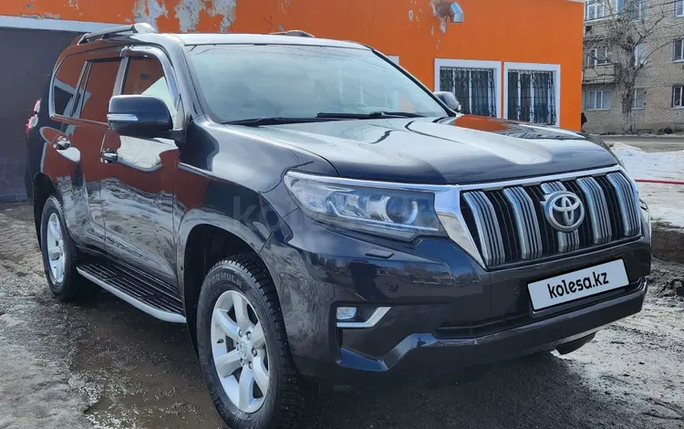 Toyota Land Cruiser Prado 2017 года за 23 000 000 тг. в Актобе