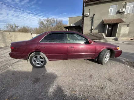 Toyota Camry 1997 года за 3 499 995 тг. в Шу – фото 4