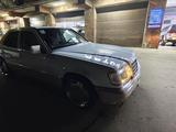 Mercedes-Benz E 220 1995 года за 4 950 000 тг. в Алматы – фото 4