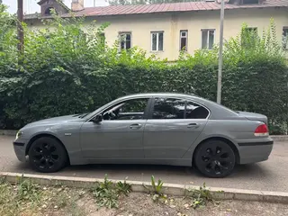 BMW 735
