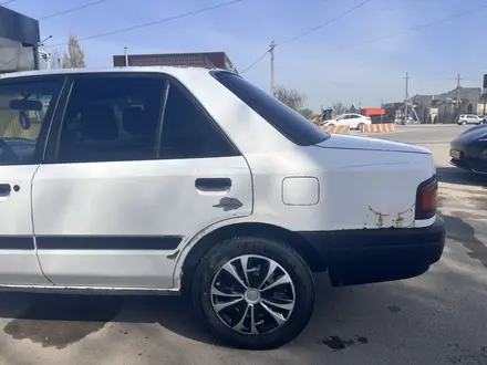 Mazda 323 1990 года за 500 000 тг. в Алматы – фото 2