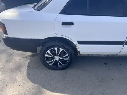 Mazda 323 1990 года за 500 000 тг. в Алматы – фото 3
