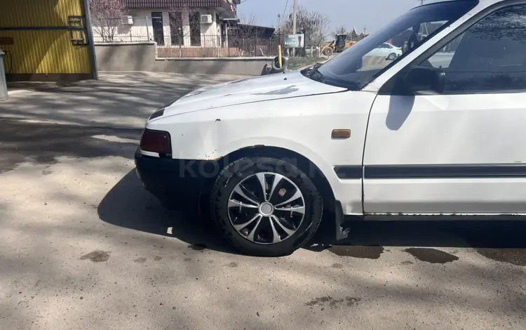 Mazda 323 1990 годаүшін500 000 тг. в Алматы