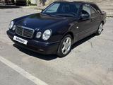 Mercedes-Benz E 240 1998 года за 3 300 000 тг. в Шымкент