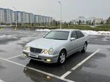 Mercedes-Benz E 240 2000 года за 6 000 000 тг. в Шымкент – фото 3