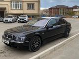 BMW 745 2003 годаүшін4 800 000 тг. в Актау