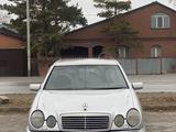 Mercedes-Benz E 55 AMG 1998 годаүшін2 800 000 тг. в Караганда – фото 2