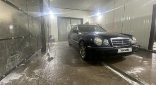 Mercedes-Benz E 230 1996 года за 2 000 000 тг. в Макинск