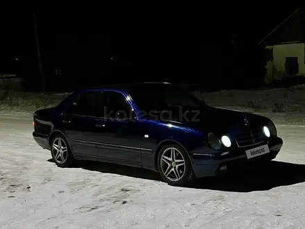 Mercedes-Benz E 280 1997 года за 2 800 000 тг. в Астана