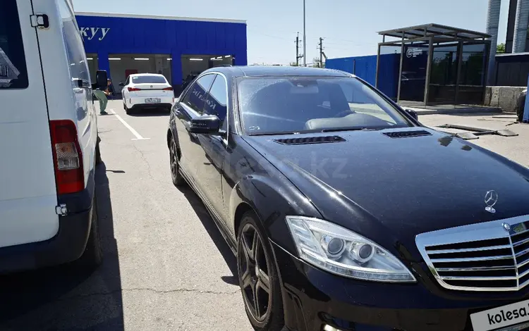 Mercedes-Benz S 500 2008 года за 10 000 000 тг. в Алматы