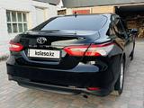 Toyota Camry 2019 года за 11 800 000 тг. в Балхаш – фото 5