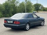 Mercedes-Benz E 320 1998 годаfor2 350 000 тг. в Талдыкорган – фото 3