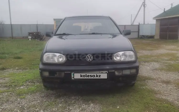 Volkswagen Golf 1996 года за 1 400 000 тг. в Астана