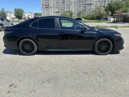 Toyota Camry 2022 года за 13 000 000 тг. в Усть-Каменогорск – фото 6