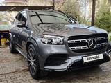 Mercedes-Benz GLS 580 2022 года за 83 000 000 тг. в Алматы – фото 2