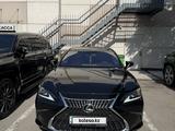Lexus ES 250 2020 года за 19 000 000 тг. в Алматы – фото 2