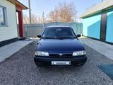 Nissan Primera 1992 года за 1 100 000 тг. в Семей – фото 2