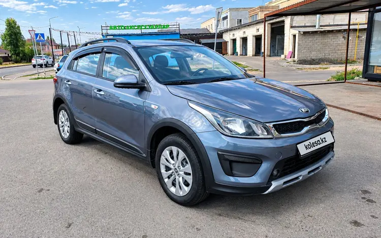 Kia Rio X-Line 2019 года за 6 100 000 тг. в Астана