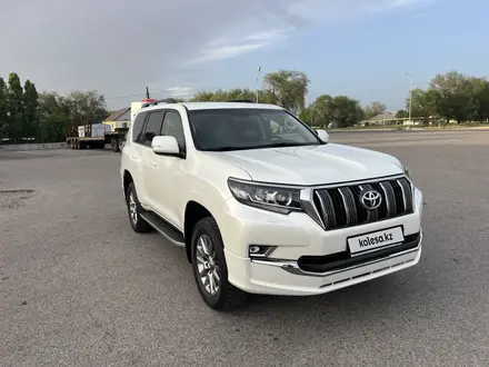 Toyota Land Cruiser Prado 2018 года за 22 650 000 тг. в Алматы – фото 5