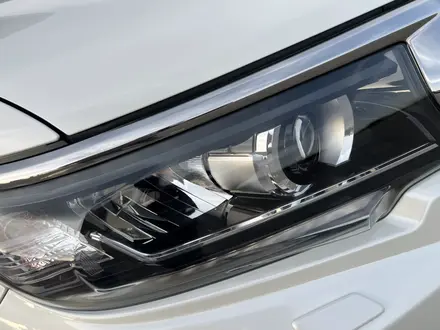 Toyota Land Cruiser Prado 2018 года за 22 650 000 тг. в Алматы – фото 12