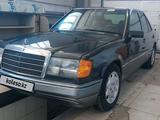 Mercedes-Benz E 200 1993 года за 1 200 000 тг. в Кызылорда – фото 2