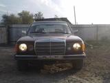 Mercedes-Benz E 200 1980 годаүшін33 333 тг. в Караганда – фото 2