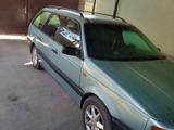 Volkswagen Passat 1993 года за 1 100 000 тг. в Шымкент