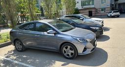 Hyundai Accent 2021 года за 8 750 000 тг. в Актобе – фото 2