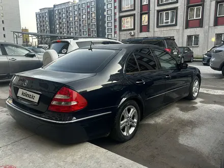 Mercedes-Benz E 240 2002 года за 3 650 000 тг. в Алматы – фото 3