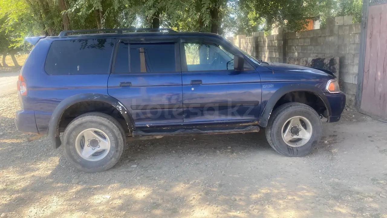 Mitsubishi Montero Sport, 2001