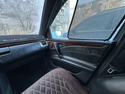 Mercedes-Benz E 320 1996 года за 3 800 000 тг. в Сатпаев – фото 5