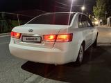 Hyundai Sonata 2005 года за 2 650 000 тг. в Тараз – фото 3