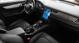 JAC J7 Luxury CVT 2025 года за 10 490 000 тг. в Шымкент – фото 5