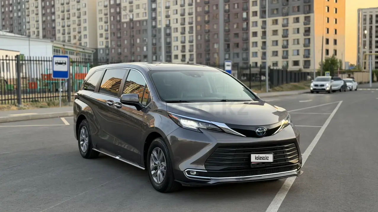 Toyota Sienna, 2022