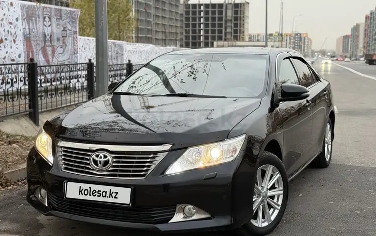 Toyota Camry 2014 года за 9 800 000 тг. в Алматы