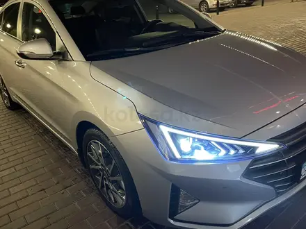 Hyundai Elantra 2019 года за 10 700 000 тг. в Алматы – фото 2