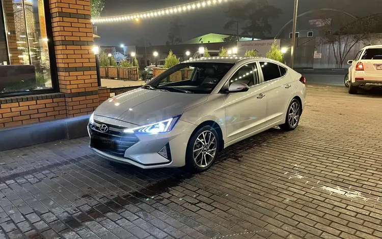 Hyundai Elantra 2019 года за 10 700 000 тг. в Алматы