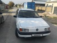 Volkswagen Passat 1993 годаfor1 450 000 тг. в Шымкент