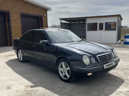 Mercedes-Benz E 430 1999 года за 4 500 000 тг. в Атырау – фото 4