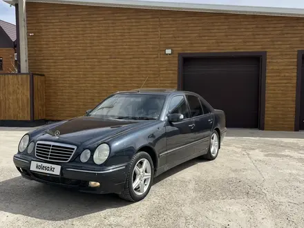 Mercedes-Benz E 430 1999 года за 4 500 000 тг. в Атырау – фото 5