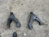 Передние рычаги подвески на TOYOTA PRADO 150 за 10 000 тг. в Алматы