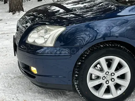 Toyota Avensis 2005 года за 6 200 000 тг. в Петропавловск – фото 11