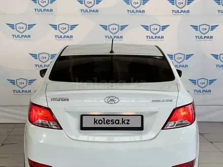 Hyundai Solaris 2014 года за 6 300 000 тг. в Талдыкорган – фото 3