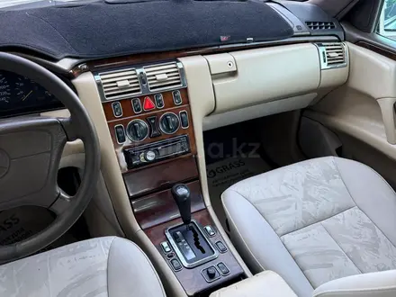 Mercedes-Benz E 230 1996 года за 1 400 000 тг. в Шымкент – фото 8