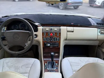 Mercedes-Benz E 230 1996 года за 1 400 000 тг. в Шымкент – фото 9