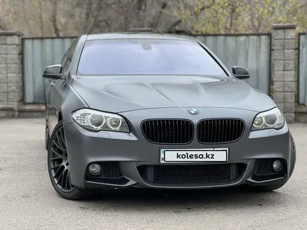BMW 550 2011 года за 13 300 000 тг. в Алматы – фото 4