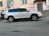 Toyota Highlander 2013 годаүшін9 000 000 тг. в Атырау – фото 2