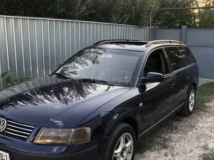 Volkswagen Passat 2000 года за 1 500 000 тг. в Алматы – фото 2