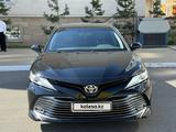 Toyota Camry 2019 года за 12 500 000 тг. в Астана